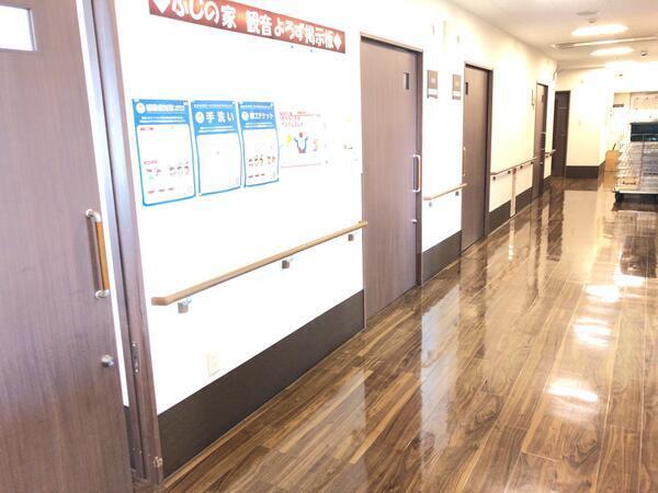 介護付有料老人ホームふじの家観音（常勤） の介護職求人メイン写真4