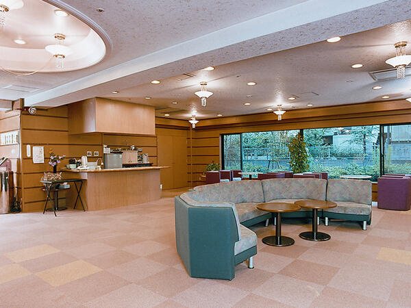 有料老人ホーム サンビレッジ国立（常勤）の介護職求人メイン写真4