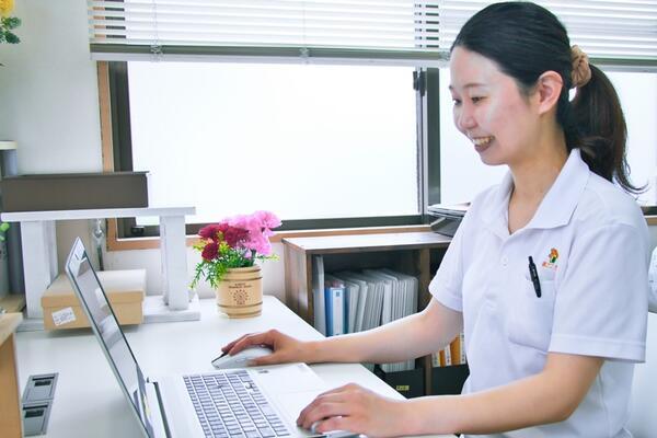 小規模多機能ホーム まごころの家＊多摩（夜勤専従パート）の介護福祉士求人メイン写真4