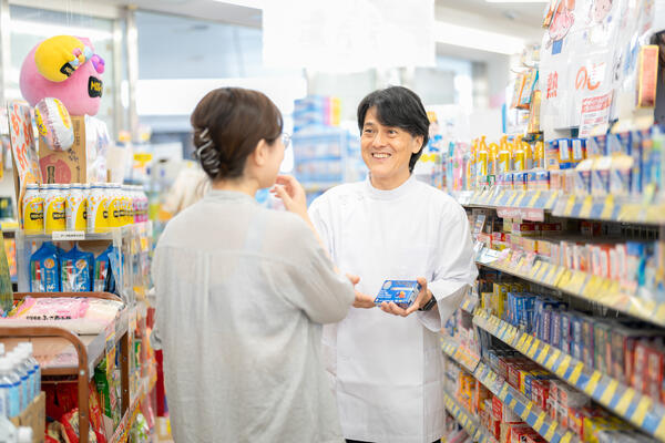 テン・ドラッグ歌舞伎町店（パート）の登録販売者求人メイン写真2