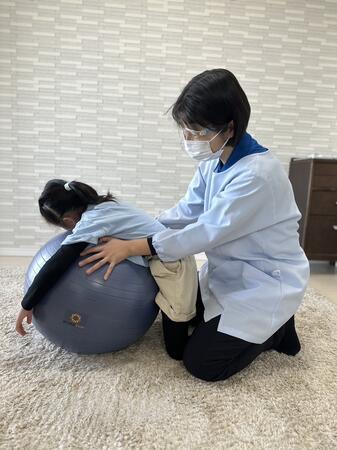 こどもとこころの訪問看護ステーション（パート）の作業療法士求人メイン写真2