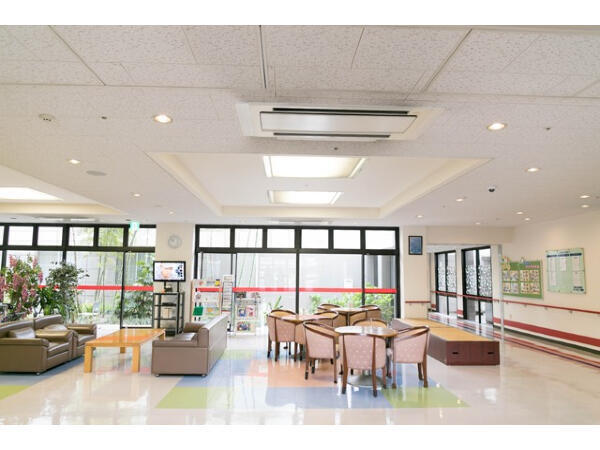 介護老人保健施設 ハーモニー聖和（常勤）の介護職求人メイン写真2