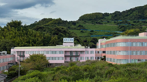 山の上病院（常勤）の介護職求人メイン写真3