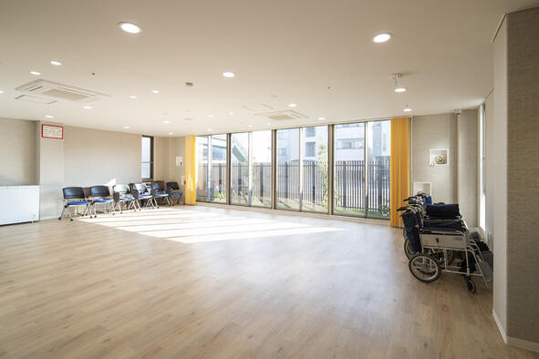 住宅型有料老人ホームやまぶき（正社員）の准看護師求人メイン写真4