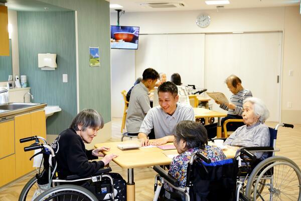 中津特別養護老人ホーム喜久寿苑（パート）の介護福祉士求人メイン写真4