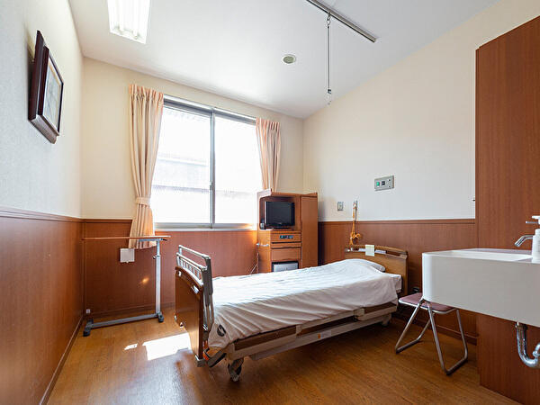 医療法人ミネルワ会 渡辺病院（常勤）の看護助手求人メイン写真2