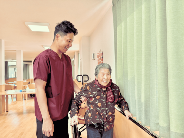 MYYケアリング萱島（常勤）の理学療法士求人の写真