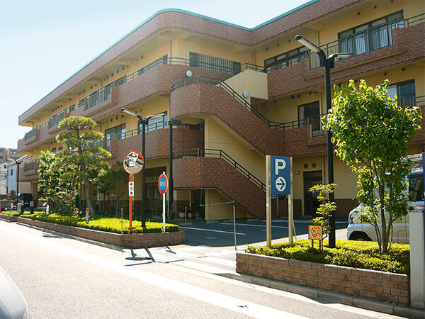 特別養護老人ホームかつしか苑（常勤）の介護職求人の写真