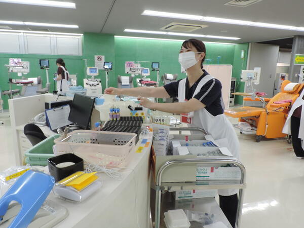 京都府赤十字血液センター　献血ルーム四条（臨時職員 / 常勤）の看護師求人メイン写真3