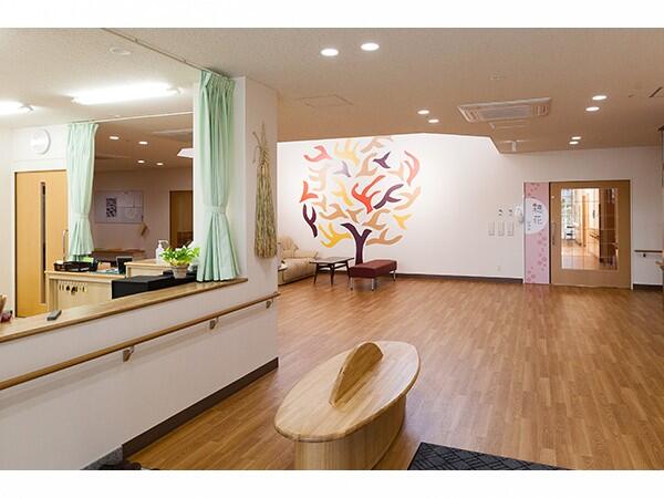 地域密着型特別養護老人ホームなりた（常勤）の准看護師求人メイン写真2