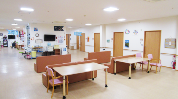 介護付有料老人ホーム　尚光苑（常勤）の介護職求人メイン写真2