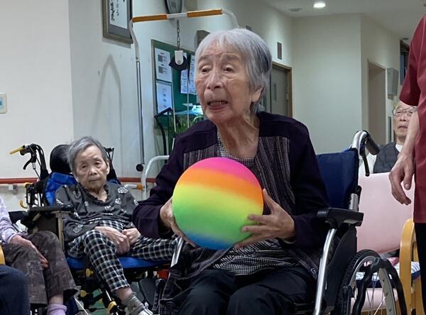 住宅型有料老人ホーム ナチュラル高槻安満北（施設長候補）の介護福祉士求人メイン写真5