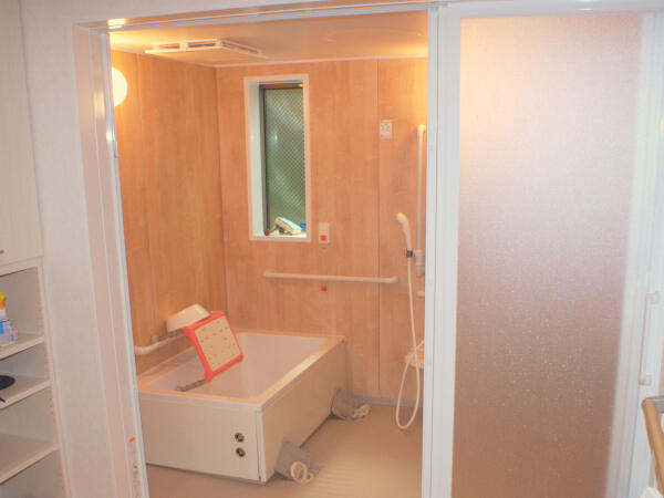 サービス付き高齢者向け住宅 こころハウス（パート）の介護職求人メイン写真4