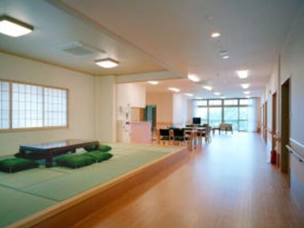 特別養護老人ホーム神郷の家（パート）の介護福祉士求人メイン写真3