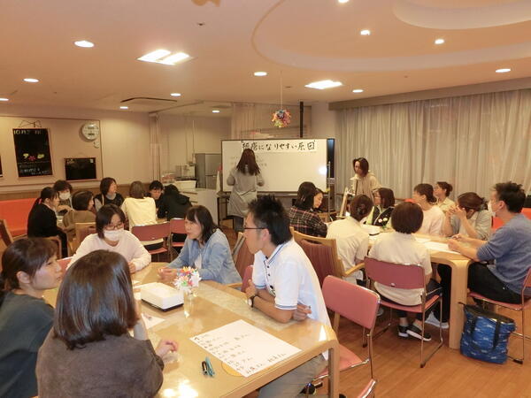 介護老人保健施設 愛和園（常勤）の准看護師求人の写真