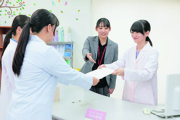 大原医療秘書福祉専門学校大宮校（教員 / 常勤）の医療事務求人の写真