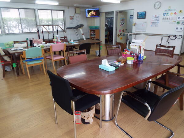 デイサービス 純誠会こしがや（介護事務/常勤）の一般事務求人の写真