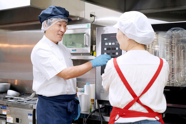 株式会社リエイ 新浦安本社（調理インストラクター/常勤）の調理師/調理員求人メイン写真3