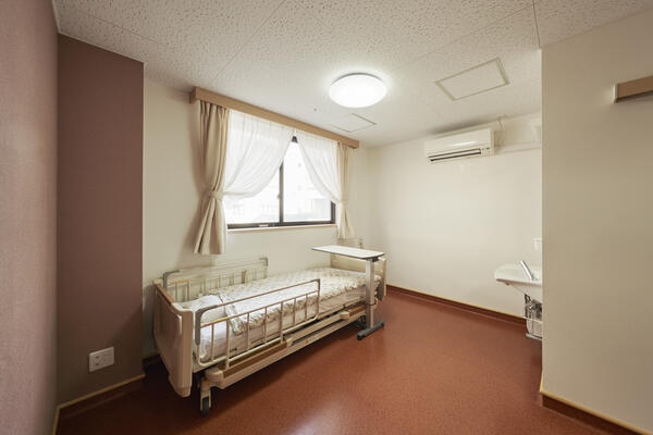 医療施設型ホスピス 医心館 南浦和（常勤）の看護師求人サブ写真3