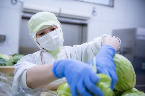 葉隠勇進(株) 港区立麻布小学校（厨房/パート）の調理師/調理員求人メイン写真4