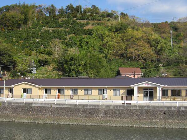 住宅型有料老人ホーム みるく（夜勤専従/常勤）の介護福祉士求人メイン写真2