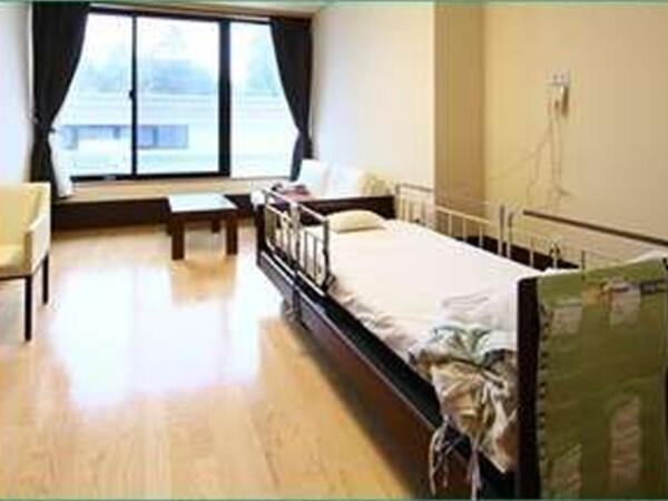 介護老人保健施設 松寿園リハビリケアセンター（常勤）の理学療法士求人メイン写真2