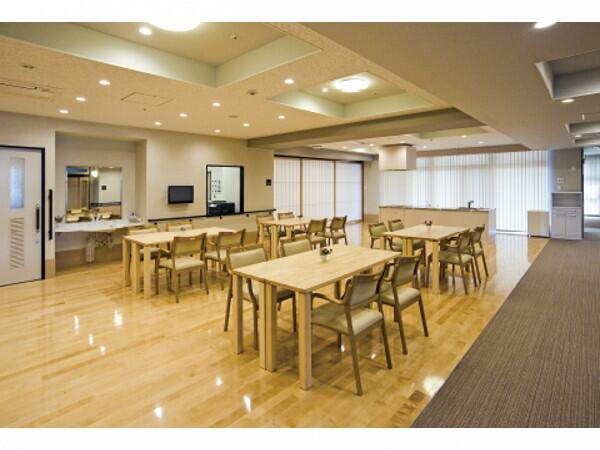 特別養護老人ホーム寿楽園（臨時職員/常勤）の介護福祉士求人メイン写真3