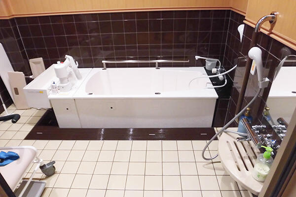 デイサービス　栗東すみれ園（パート）の介護職求人メイン写真4