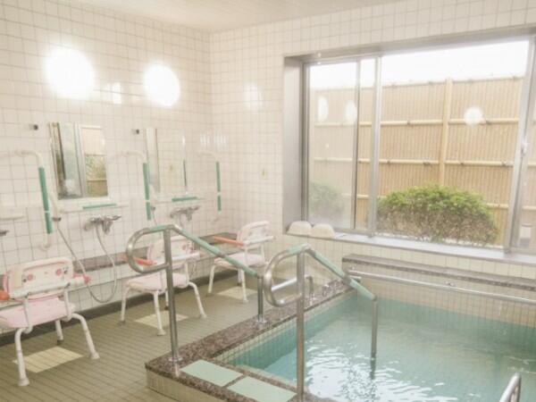 シニアコート徳洲会天美（パート）の介護職求人メイン写真3