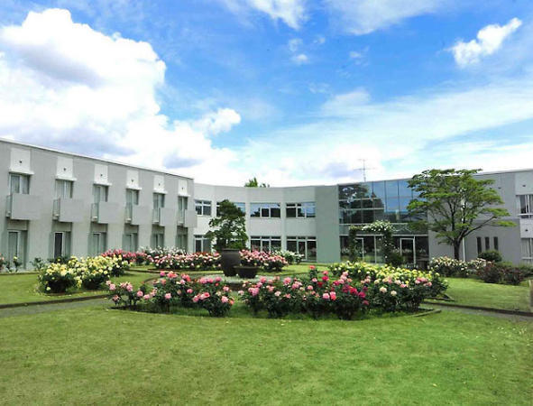 式場病院(常勤)の看護助手求人の写真