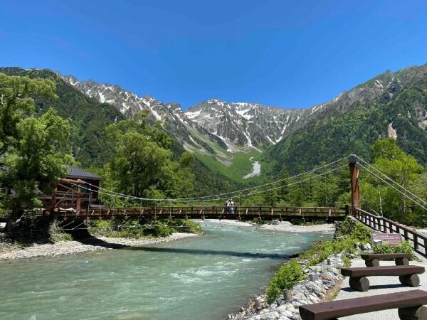 奥飛騨温泉老人保健施設　穂高の庭（常勤）の介護福祉士求人メイン写真2