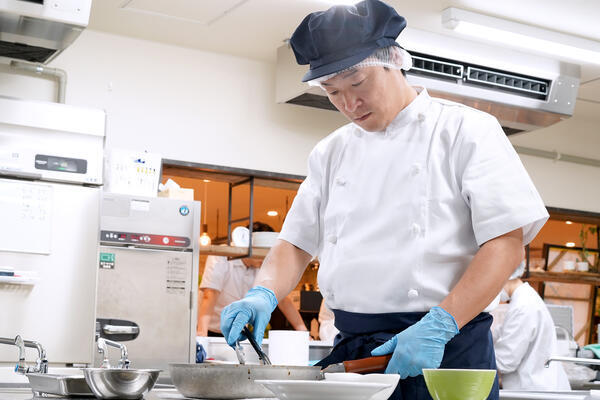 株式会社リエイ 新浦安本社（調理インストラクター/常勤）の調理師/調理員求人メイン写真4