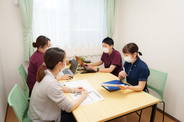 セレニティホスピス上杉(日勤常勤)の介護福祉士求人サブ写真2