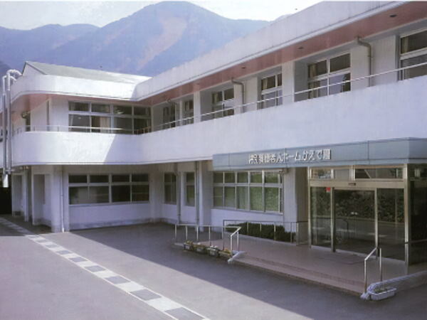 特別養護老人ホームかえで園(常勤)の介護職求人の写真