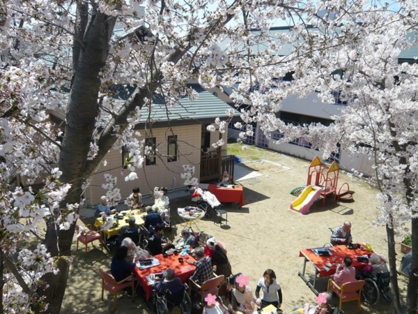 高齢者総合ケアセンター　ミス・ブール記念ホーム（常勤）の介護職求人サブ写真3