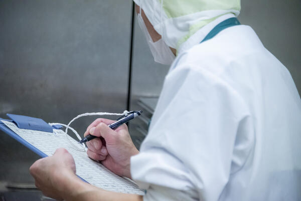 葉隠勇進(株) 目白小学校（厨房/正社員）の調理師/調理員求人メイン写真3