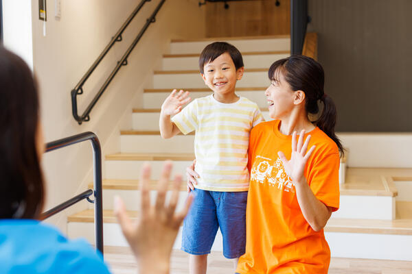 あすなろ保育園（エリアサポート保育士）の保育士求人メイン写真3