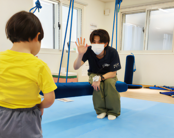 こどもねっとふしみ（常勤）の公認心理師求人の写真