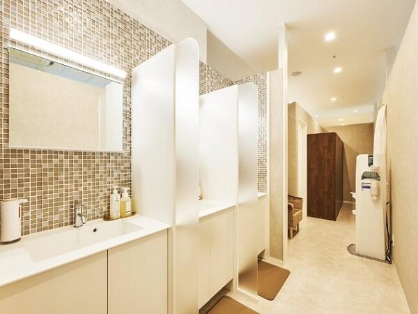 アンベリエクリニック（契約社員）の看護助手求人メイン写真3