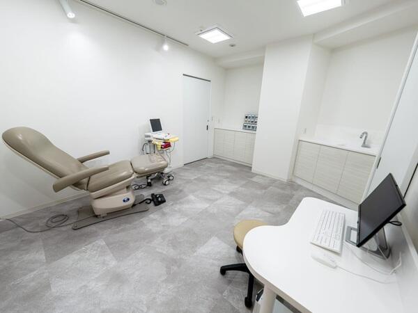 足のクリニック表参道（常勤）の医療事務求人メイン写真4