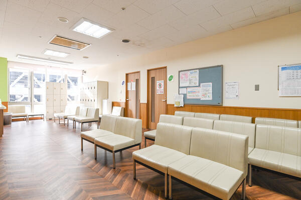 横浜南クリニック（パート）の送迎ドライバー求人メイン写真5