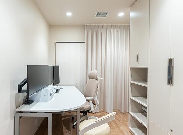 横浜甲状腺クリニック（常勤）の医療事務求人メイン写真4