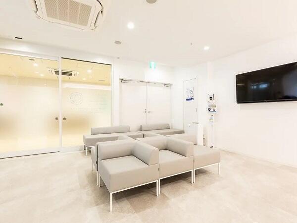 横浜権太坂中央クリニック 訪問リハビリテーション（パート）の理学療法士求人メイン写真2