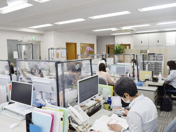 社会福祉法人池田さつき会 法人本部（常勤）の一般事務求人の写真
