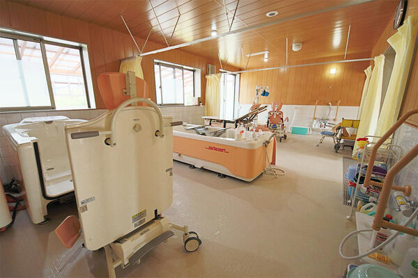 特別養護老人ホームはくりゅう園（常勤）の介護福祉士求人メイン写真2