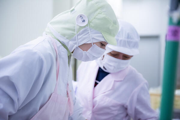 葉隠勇進(株) 港区立麻布小学校（厨房/パート）の調理師/調理員求人メイン写真5