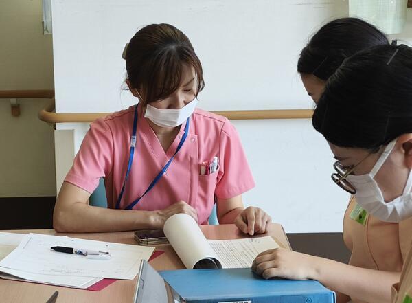 介護老人保健施設 都筑ハートフルステーション（常勤）の准看護師求人メイン写真4