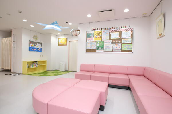 にわ小児科（パート）の看護師求人メイン写真2