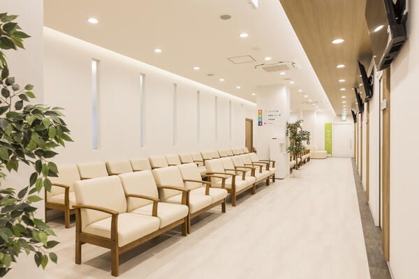 綾瀬中央診療所（常勤 / 管理職候補）の医療事務求人メイン写真2