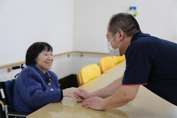 住宅型有料老人ホーム シャンテ南吹田（パート） の介護職求人メイン写真4